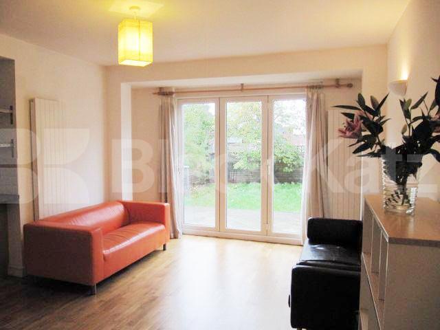 			NEW INSTRUCTION, 3 Bedroom, 1 bath, 1 reception Apartment			 Church Lane, Furzedown